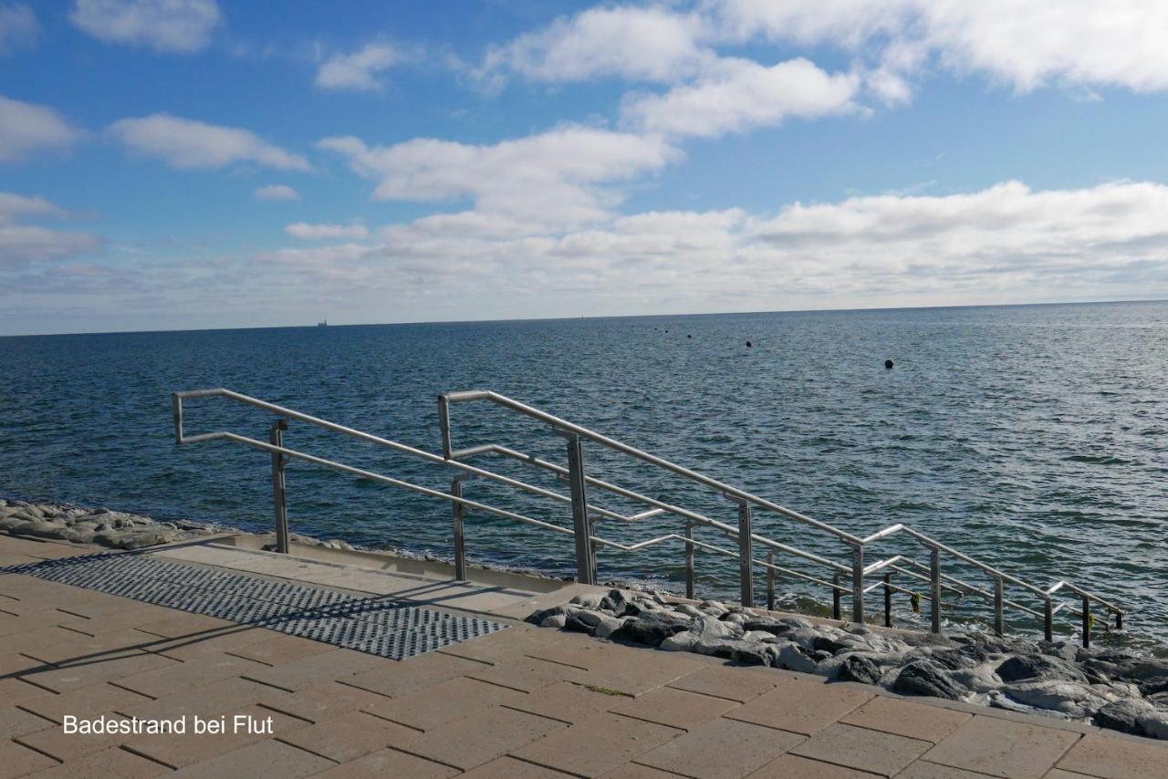 Pole Poppenspaeler Mit Ladestation Büsum Eksteriør bilde